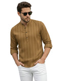 पुरुषों की सिंगल स्ट्रिप पूरी बाजू की कमीज
