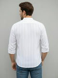 पुरुषों की सिंगल स्ट्रिप पूरी बाजू की कमीज